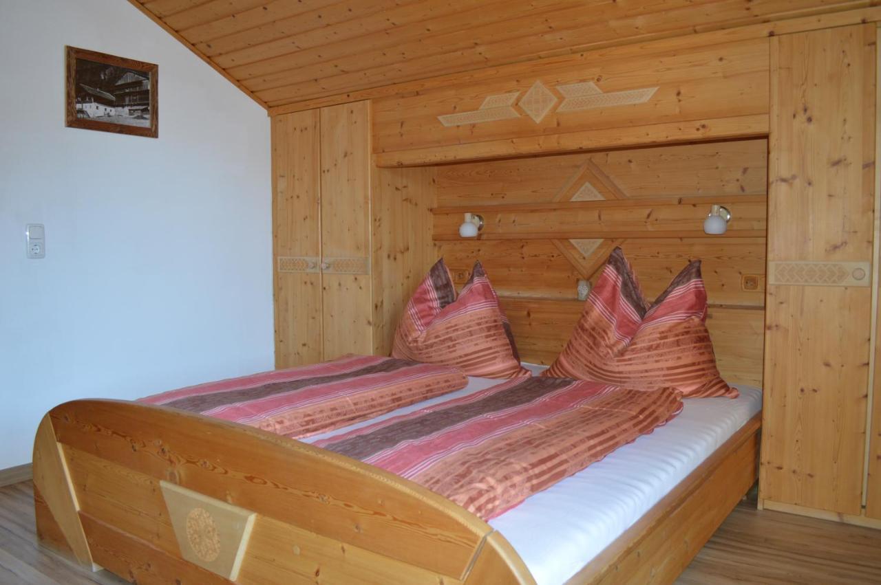 Ferienwohnungen Niederarnigerhof Familie Bauernfeind Кальс-ам-Гросглоккнер Экстерьер фото